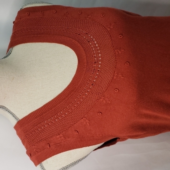 JESSICA Knit Pointelle Burnt Orange Sweater Vest - Picture 2 of 7
